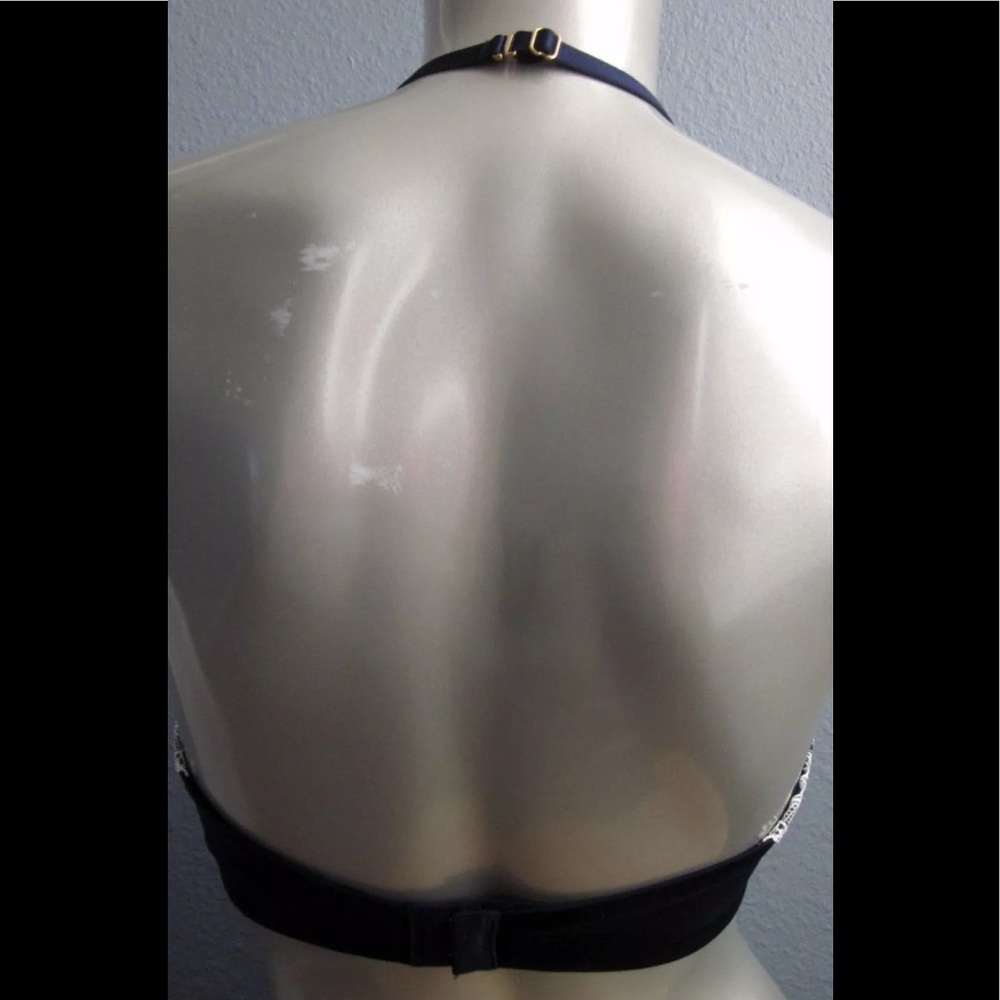 NWT Victoria’s Secret very sexy white lace bra - Picture 2 of 4